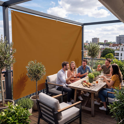 Sichtschutz Ockerbraun (RAL® 8001) als Sichtschutz auf der Terrasse