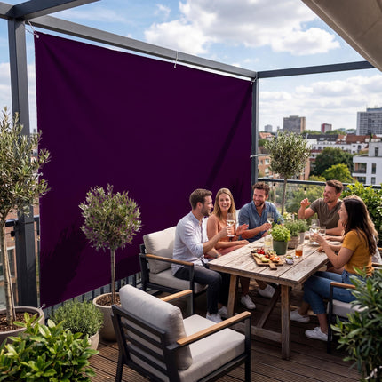 Sichtschutz Purpurviolett (RAL® 4007) als Sichtschutz auf der Terrasse