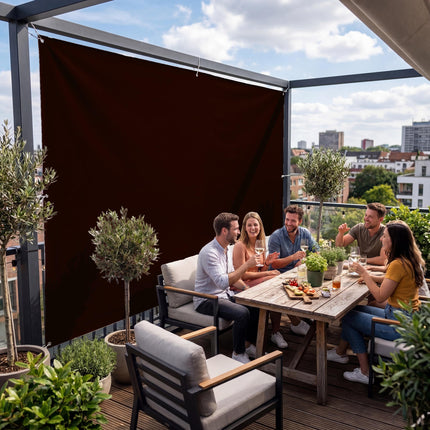 Sichtschutz Schokoladenbraun (RAL® 8017) als Sichtschutz auf der Terrasse