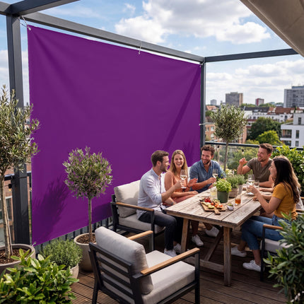 Sichtschutz Signalviolett (RAL® 4008) als Sichtschutz auf der Terrasse