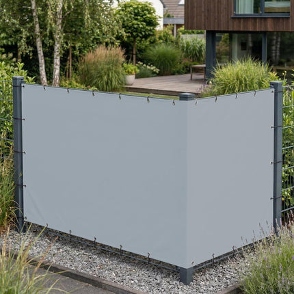 Sichtschutz Silbergrau (RAL® 7001) als Sichtschutz am Gartenzaun