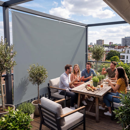 Sichtschutz Telegrau (RAL® 7045) als Sichtschutz auf der Terrasse
