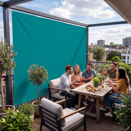 Sichtschutz Türkisblau (RAL® 5018) als Sichtschutz auf der Terrasse