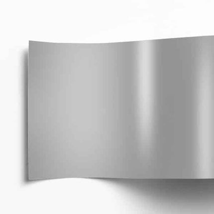 Grauer Sichtschutzstreifen in Weißaluminium im Doppelstabmattenzaun