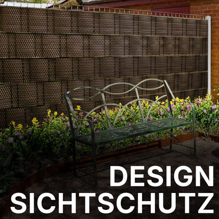 Sichtschutzstreifen Rattan am Balkon