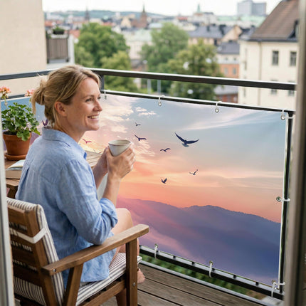 Sichtschutz Vogelflug (Aimi) am Balkon