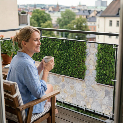 Alexa als Balkonsichtschutz Innenansicht