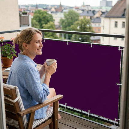 Sichtschutz Purpurviolett (RAL® 4007) als Balkonsichtschutz Innenansicht
