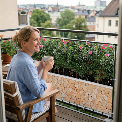 Rosaly als Balkonsichtschutz Innenansicht