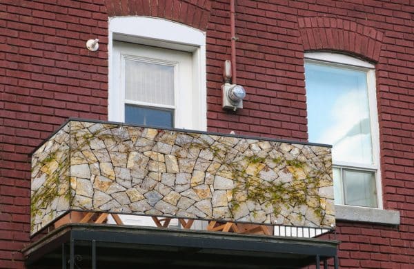 myfence Sichtschutz VinoStone Anwendung Balkon